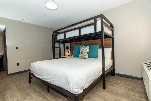 Magnolia Tree Hotel-Maingate/Anaheim Convention Center image 13